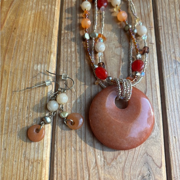 Multicolor Beaded Necklace with Circular Pendant - Picture 7 of 7